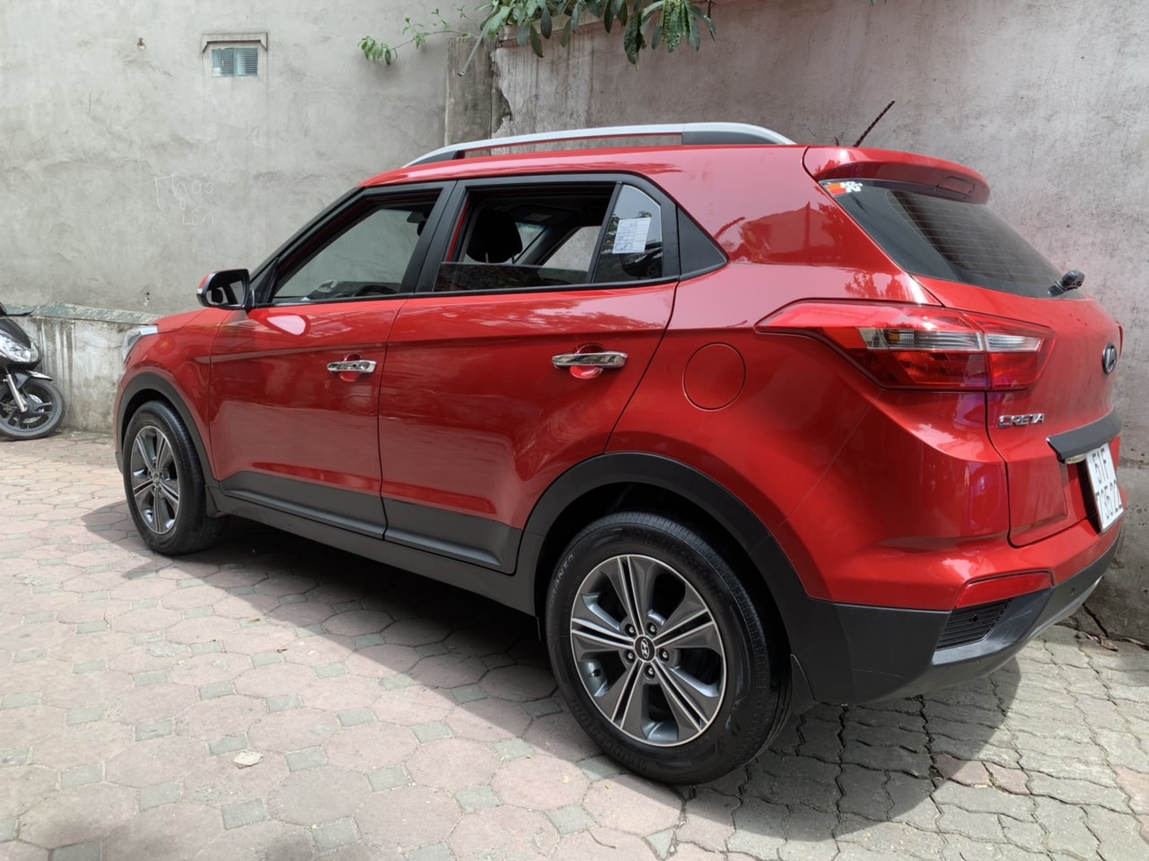 Hyundai Creta 1.6 AT GAS 2015 - Bán xe Hyundai Creta sản xuất 2015 màu đỏ, nhập khẩu nguyên chiếc tuyệt đẹp