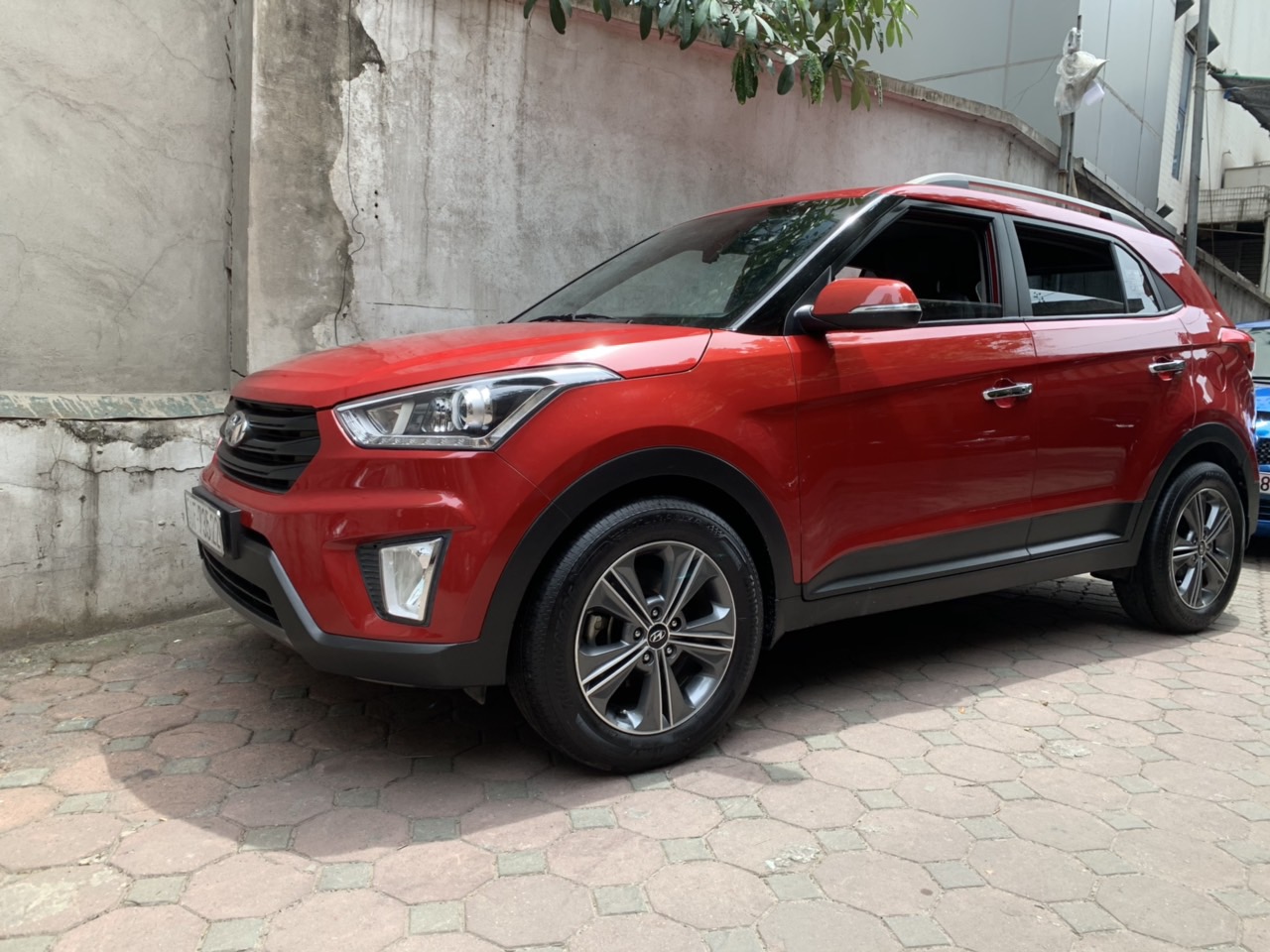 Hyundai Creta 1.6 AT GAS 2015 - Bán xe Hyundai Creta sản xuất 2015 màu đỏ, nhập khẩu nguyên chiếc tuyệt đẹp