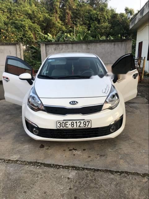 Kia Rio   2017 - Bán Kia Rio đời 2017, màu trắng, xe nguyên bản