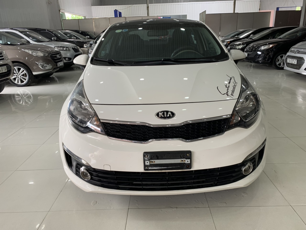 Kia Rio 2015 - Bán ô tô Kia Rio đời 2015, màu trắng, nhập khẩu