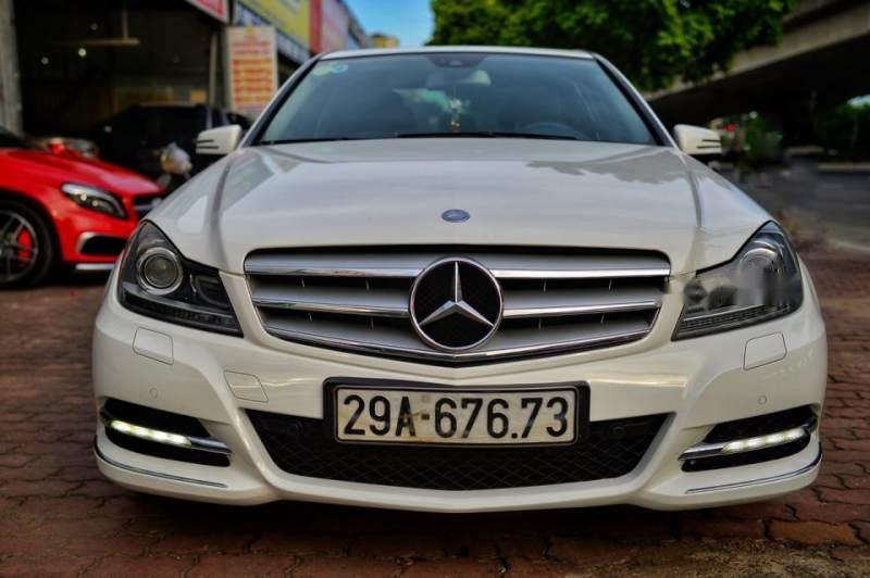 Mercedes-Benz C class  C200   2012 - Bán xe Mercedes C200 năm sản xuất 2012, màu trắng, động cơ Eco mới, đăng ký 2013