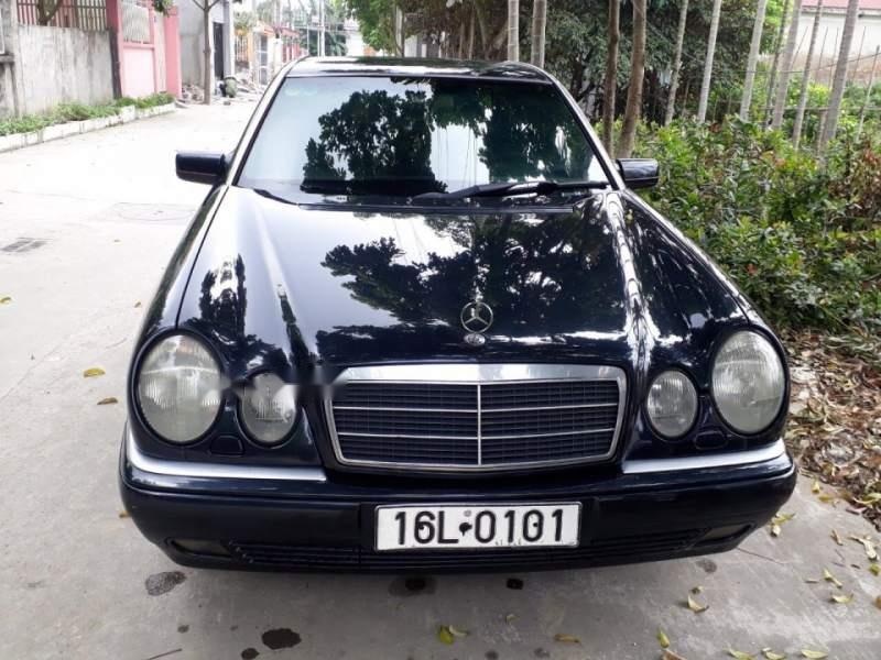 Mercedes-Benz E class E230 1997 - Bán Mercedes E230 đời 1997, màu đen, giá 108tr