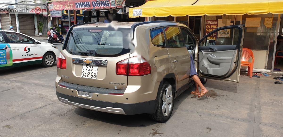 Chevrolet Orlando LTZ 1.8 AT 2011 - Cần bán Orlando 1.8AT đời cuối 2011, xe 7 chỗ rộng rãi