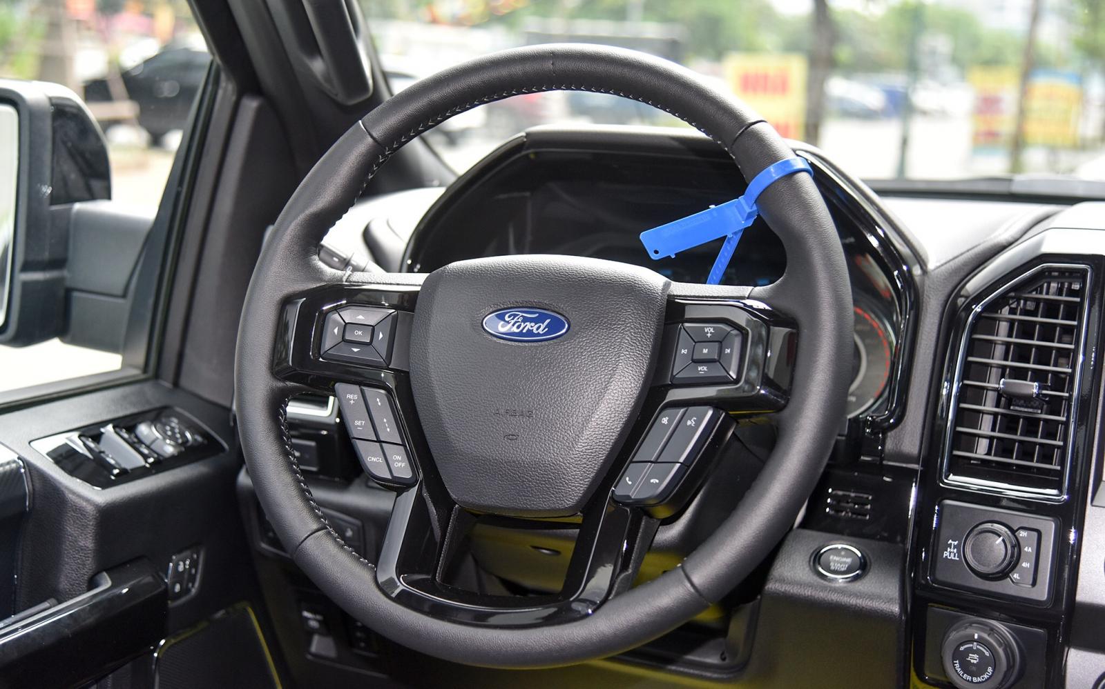 Ford F 150 Harley Davidson 2019 - Cần bán Ford F 150 F150 Harley Davidson đời 2019, màu đen, nhập khẩu nguyên chiếc