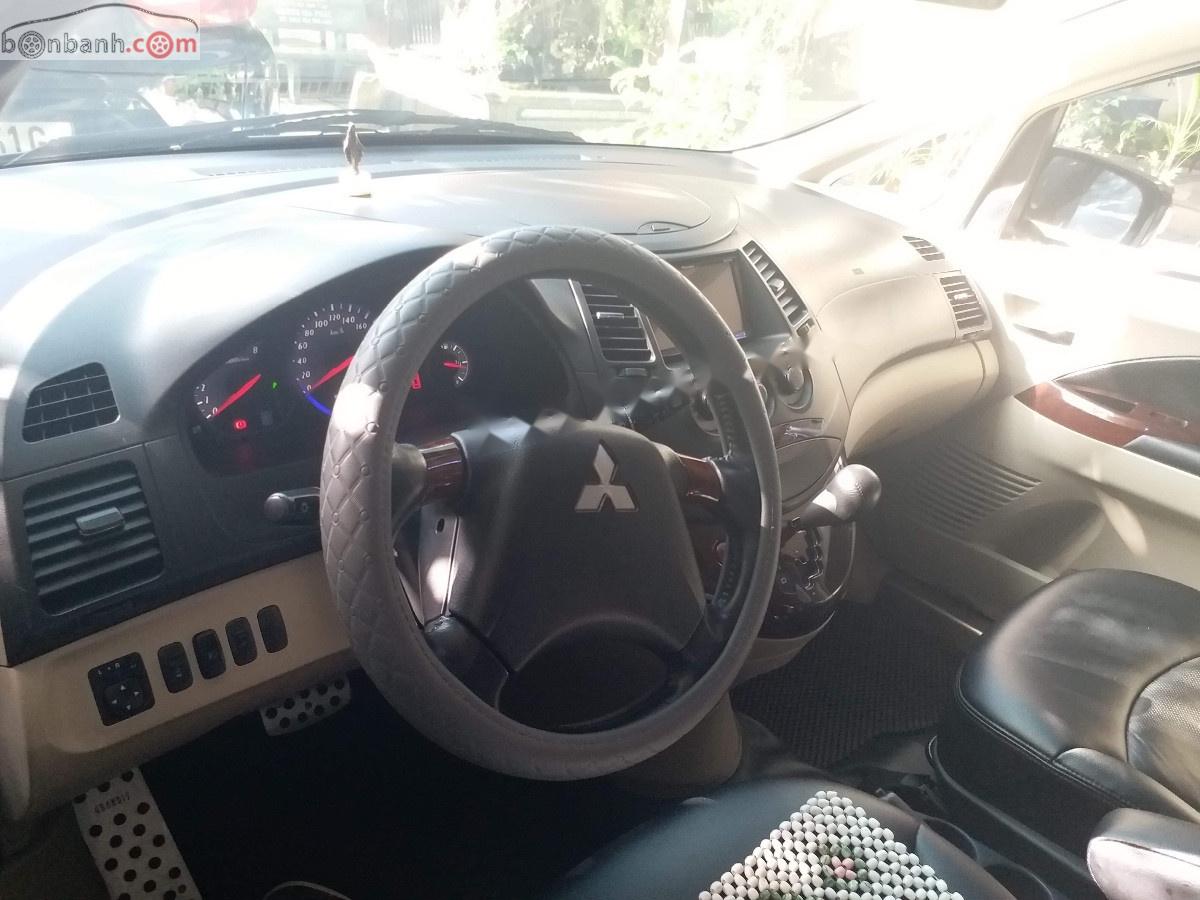 Mitsubishi Grandis 2.4 AT 2008 - Cần bán gấp Mitsubishi Grandis 2.4 AT 2008 giá cạnh tranh