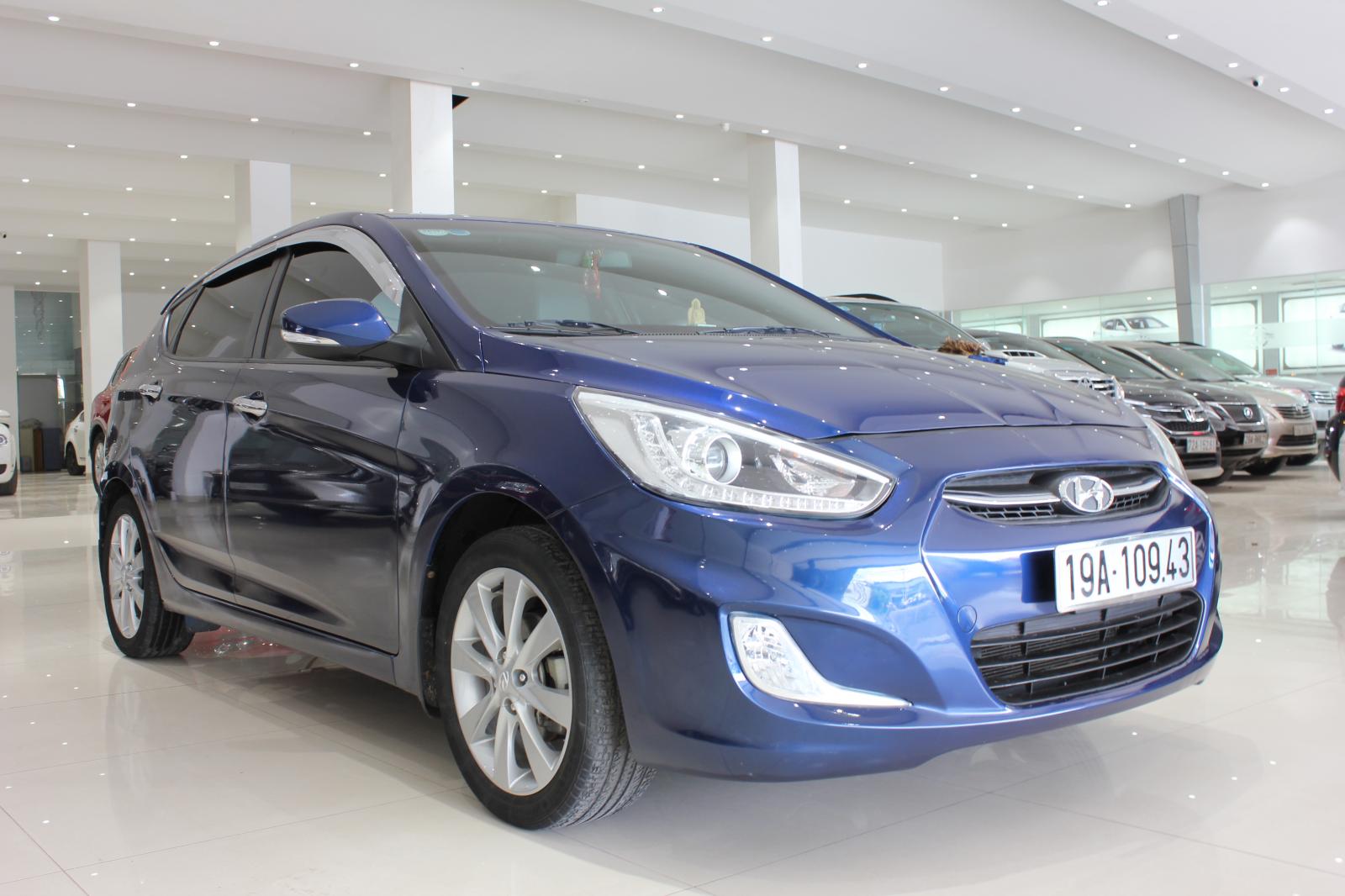 Hyundai Acent Blue 2015 - Bán xe Hyundai Acent Blue sản xuất năm 2015, màu xanh lam, nhập khẩu, giá chỉ 445 triệu