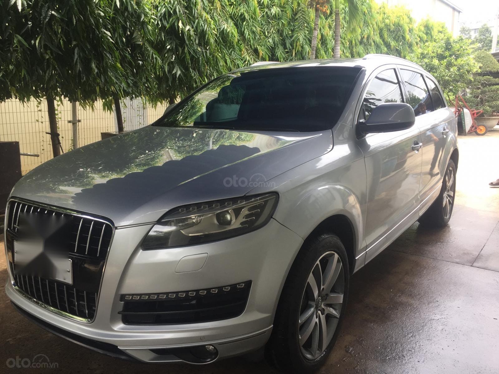 Audi Q7 3.6 2010 - Bán Audi Q7	3.6 AT 2010, màu bạc, xe nhập từ Đức