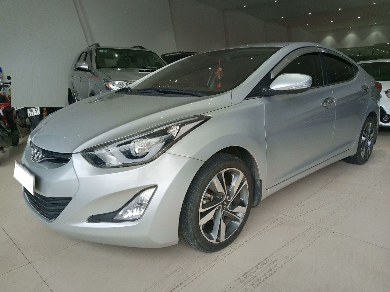 Hyundai Elantra GLS 2015 - Cần bán Hyundai Elantra sản xuất 2015, màu xám, xe nhập giá 520 triệu