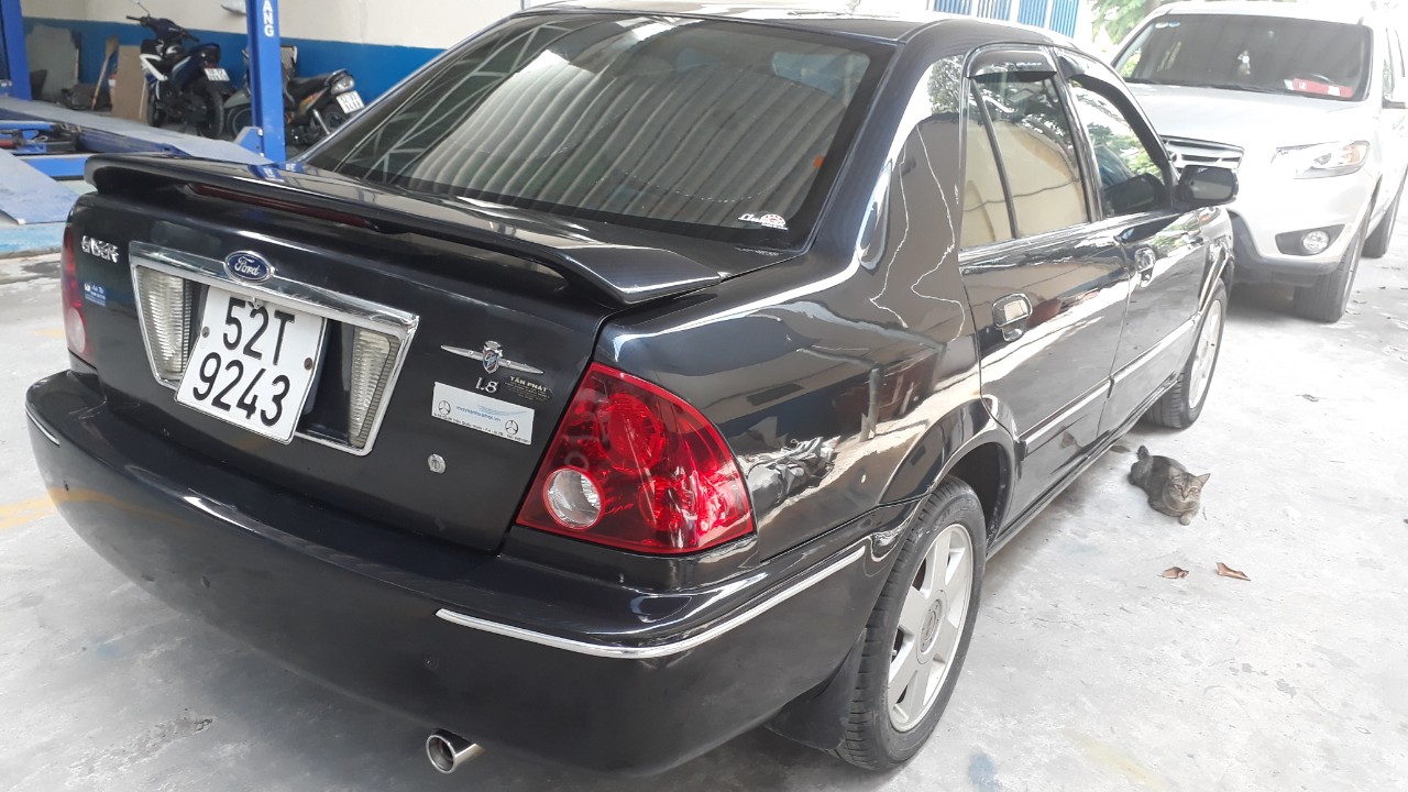 Ford Laser GHIA 1.8 2002 - Bán Ford Laser GHIA 1.8 đời 2004, màu xám (ghi), nhập khẩu nguyên chiếc