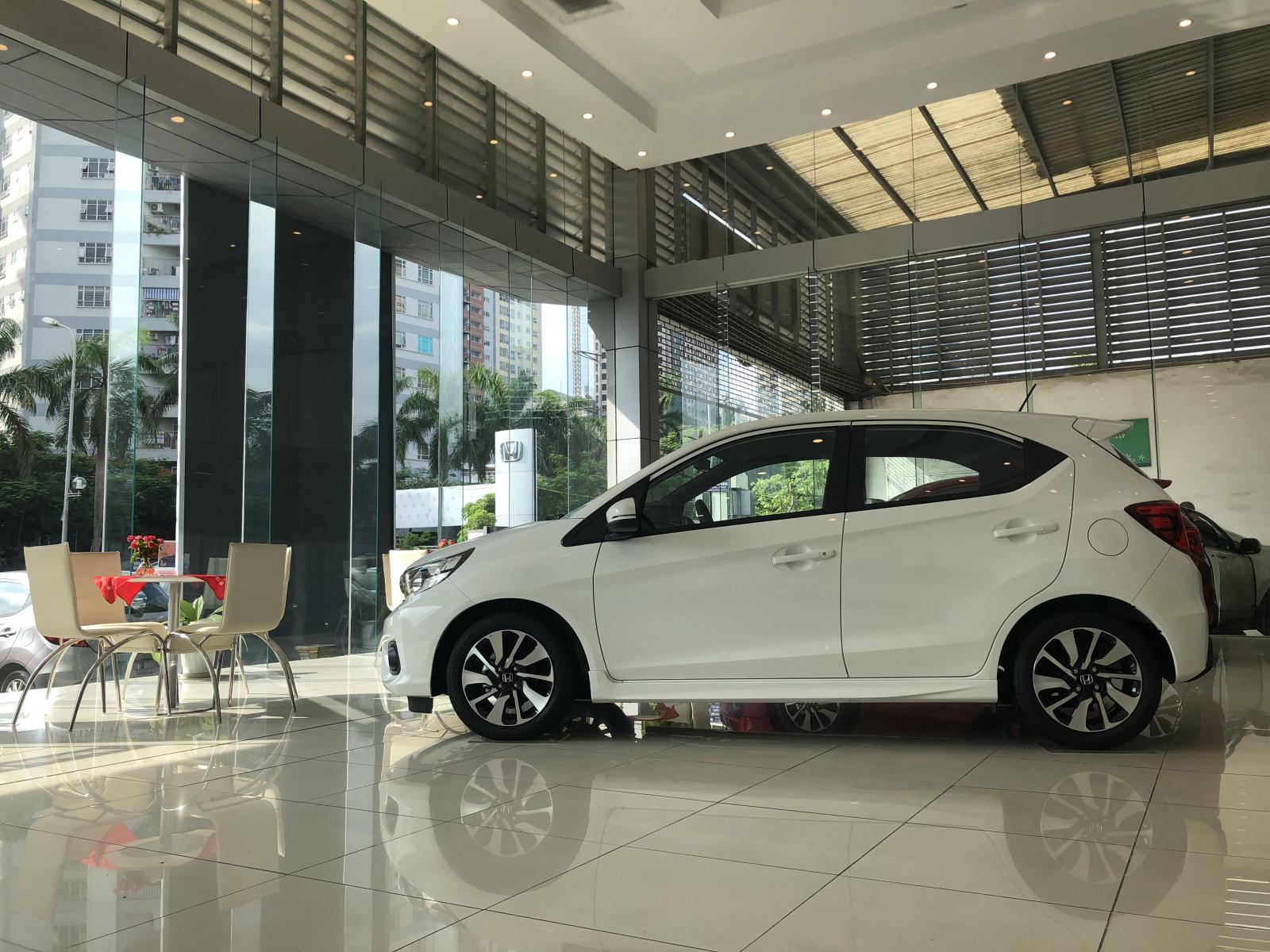 Honda Brio 2020 - Bán xe Honda Brio RS đời 2020, màu trắng, xe Nhập Indonesia (Tặng tiền mặt lên đến 20tr + Gói phụ kiện 20tr)