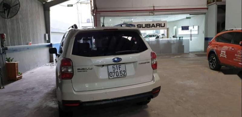 Subaru Forester 2014 - Cần bán gấp Subaru Forester đời 2014, màu trắng, nhập khẩu, 800 triệu