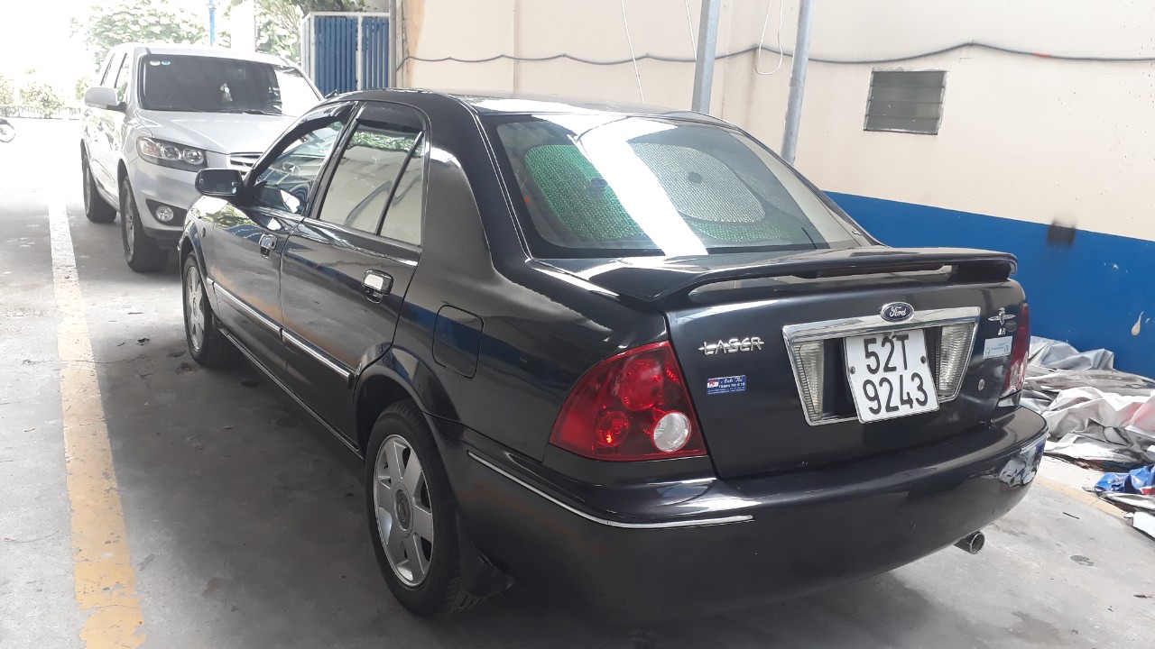 Ford Laser GHIA 1.8 2002 - Bán Ford Laser GHIA 1.8 đời 2004, màu xám (ghi), nhập khẩu nguyên chiếc