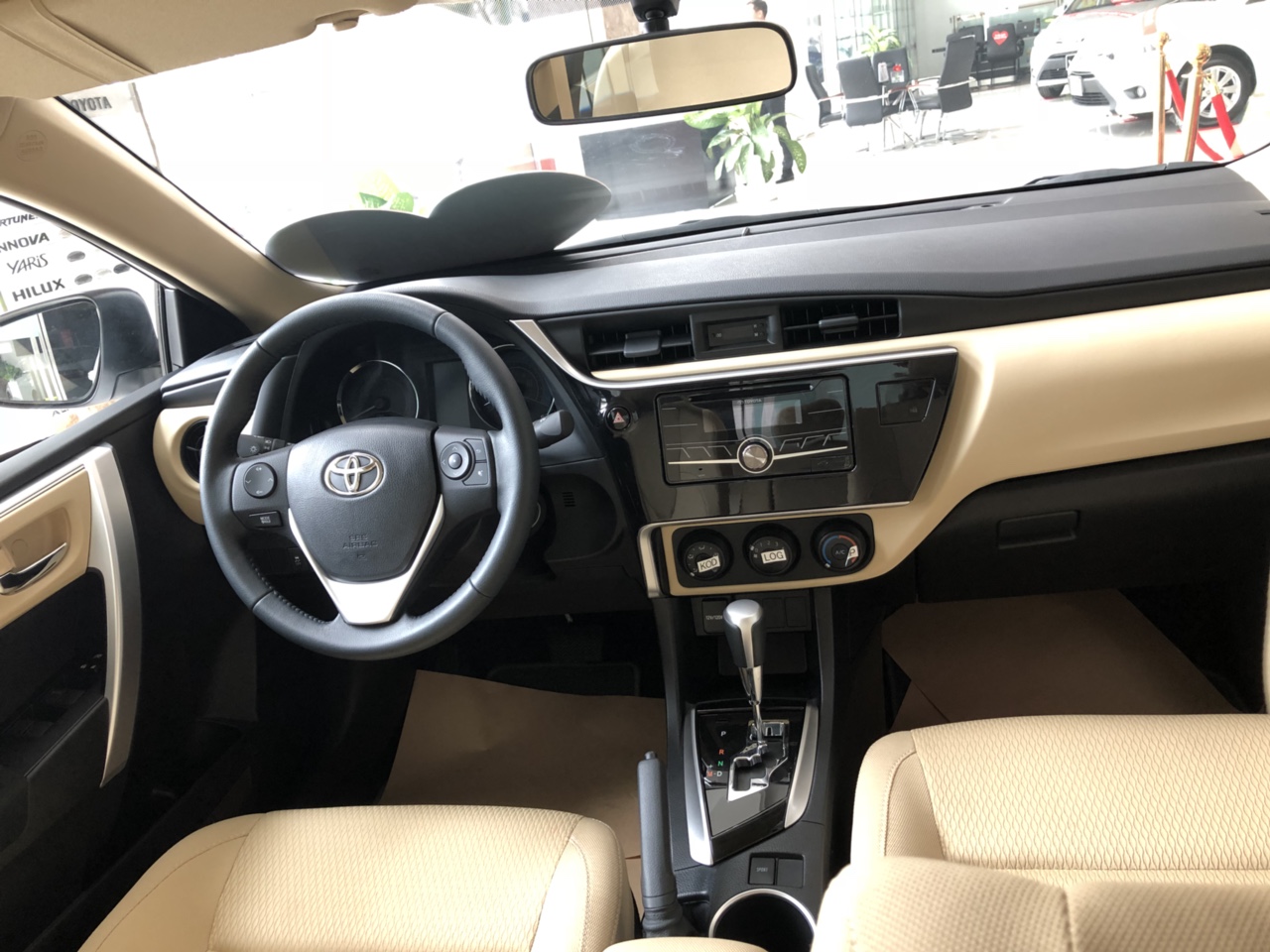 Toyota Corolla altis 2019 - Toyota Altis số tự động, hỗ trợ thuế trước bạ, trả góp: Trả trước từ 157 triệu là nhận xe, LH Nhung 0907148849