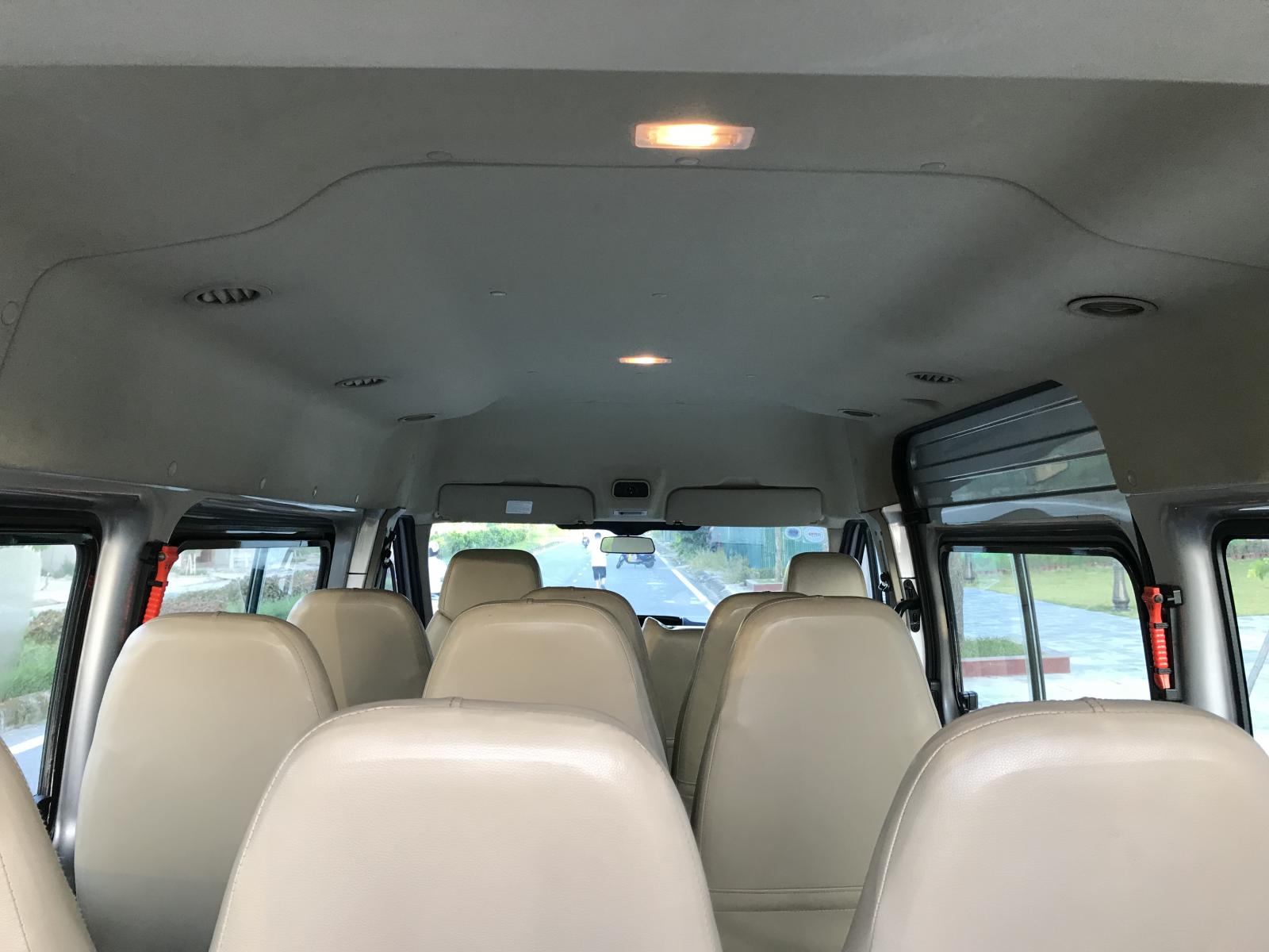 Ford Transit Lx 2014 - Cần bán Ford Transit Lx năm 2014, màu bạc chính chủ