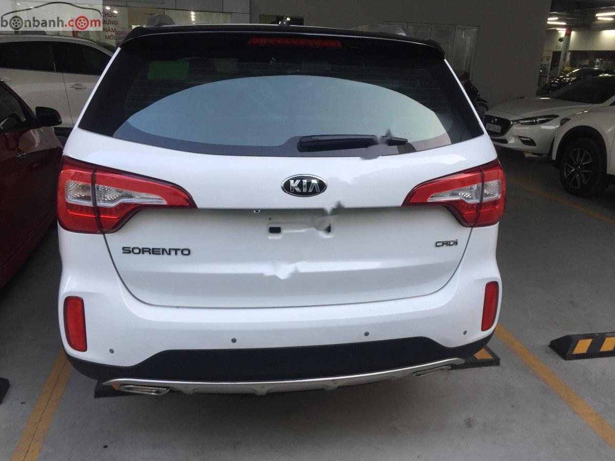 Kia Sorento PlatiumD 2019 - Cần bán xe Kia Sorento PlatiumD 2019, màu trắng