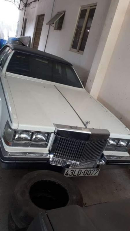 Cadillac Seville 1986 - Cần bán xe Cadillac Seville sản xuất năm 1986, màu trắng, nhập khẩu nguyên chiếc