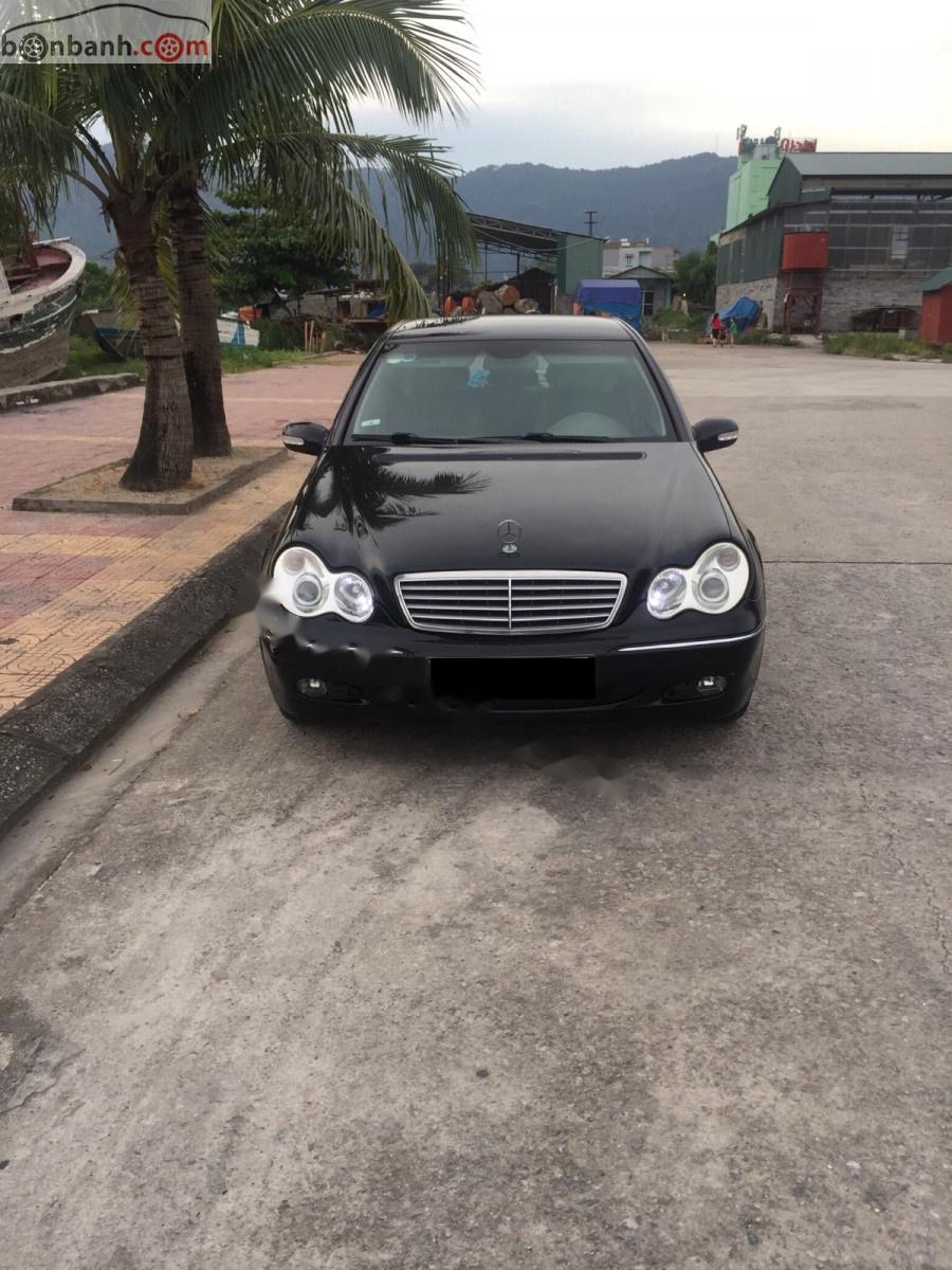 Mercedes-Benz C class C200 2002 - Cần bán xe Mercedes C200 năm 2002, màu đen