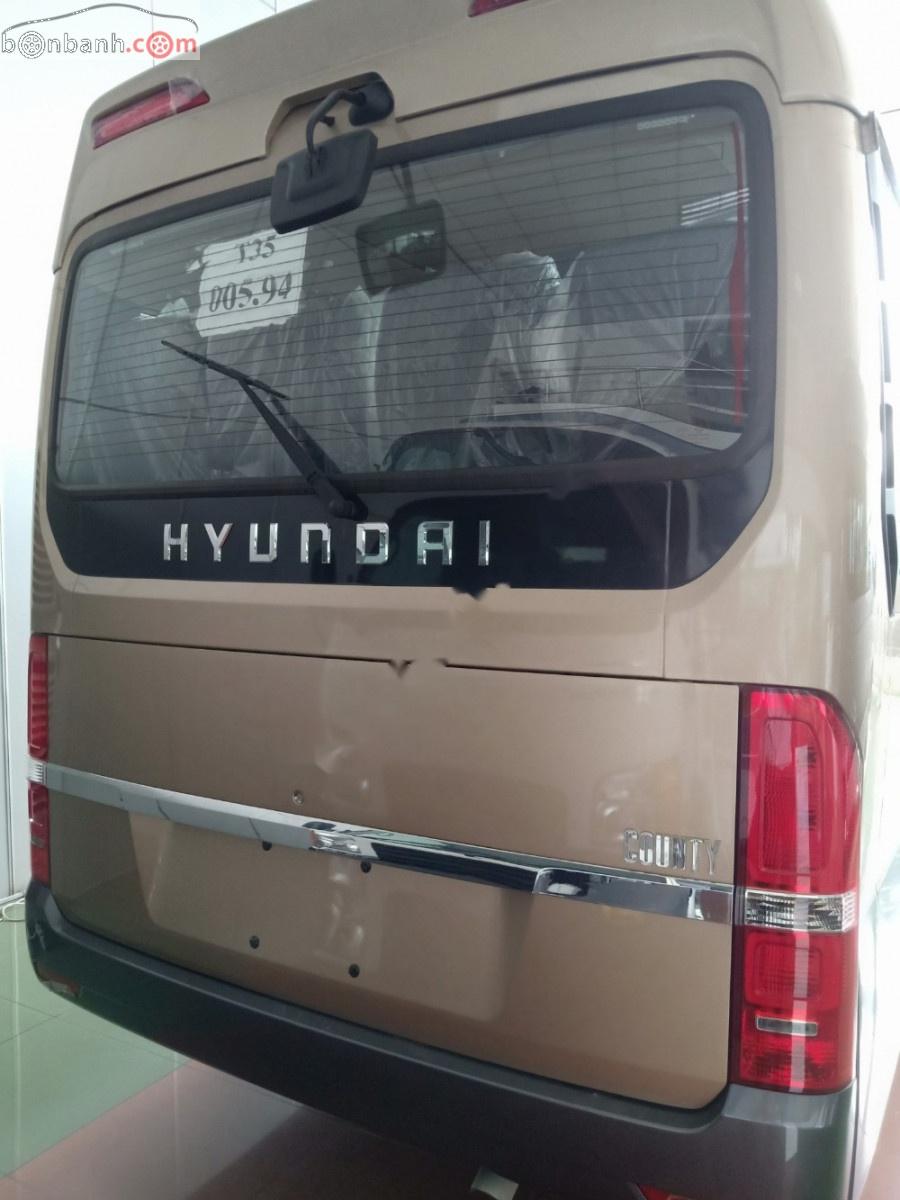 Hyundai County   2019 - Bán ô tô Hyundai County đời 2019, màu vàng