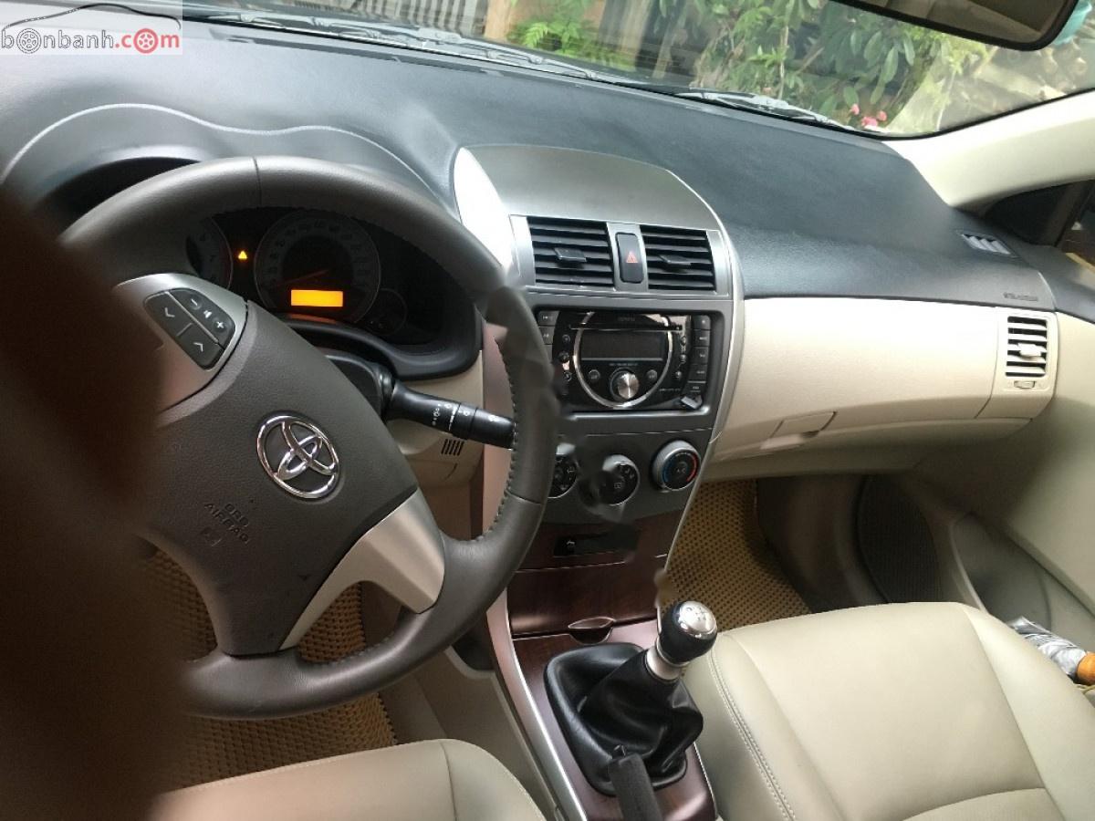 Toyota Corolla altis 2011 - Bán Toyota Corolla altis sản xuất 2011, màu đen chính chủ, giá 475tr