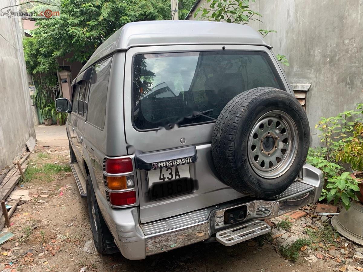 Mitsubishi Pajero MT 2005 - Bán ô tô Mitsubishi Pajero MT sản xuất năm 2005, màu bạc 