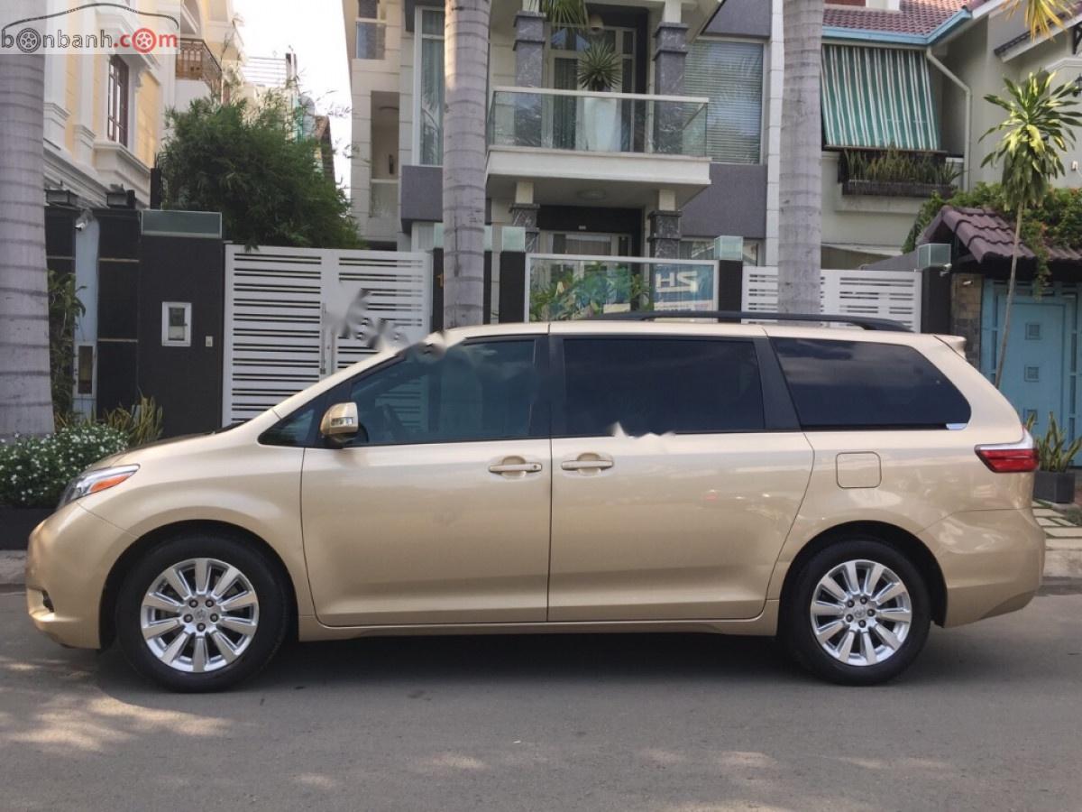 Toyota Sienna 2012 - Bán Toyota Sienna năm 2012, màu vàng, nhập khẩu