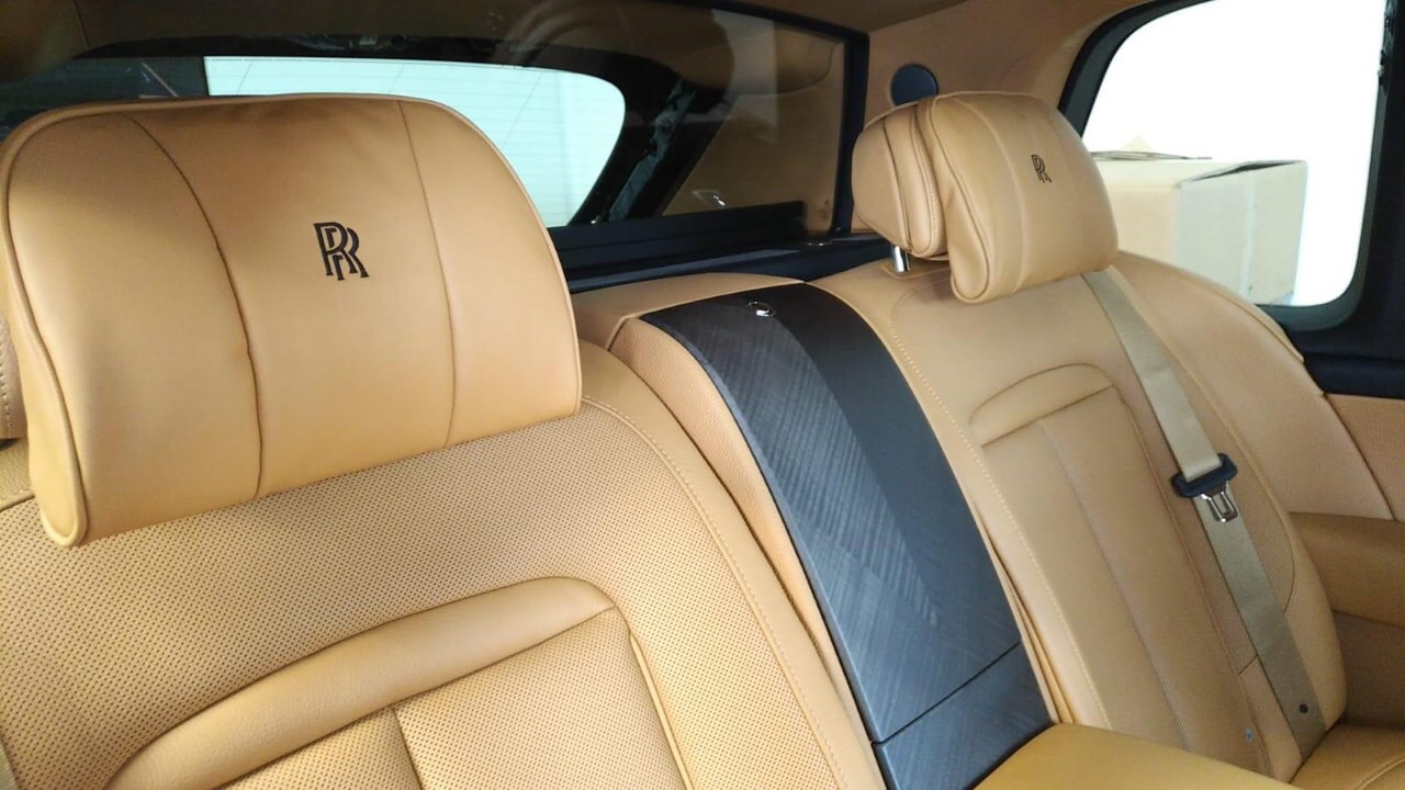 Rolls-Royce Phantom 2019 - Cần bán Rolls-Royce Culillan sản xuất 2019, màu đen, nhập khẩu nguyên chiếc