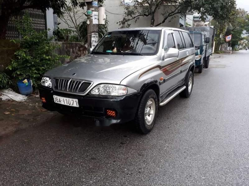 Ssangyong Musso 2002 - Bán xe Ssangyong Musso đời 2002, màu bạc