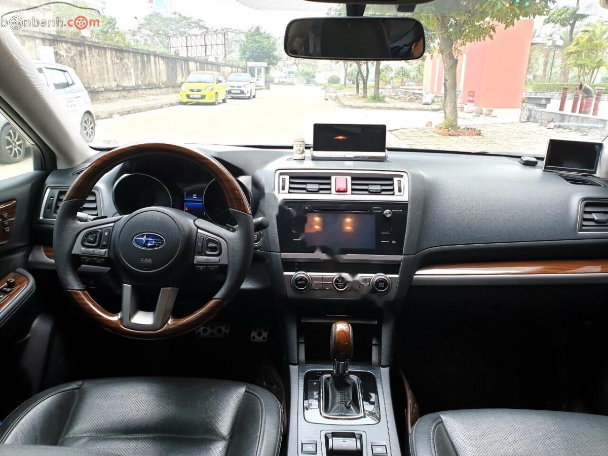 Subaru Outback 2015 - Bán Subaru Outback đời 2015, màu đen, nhập khẩu