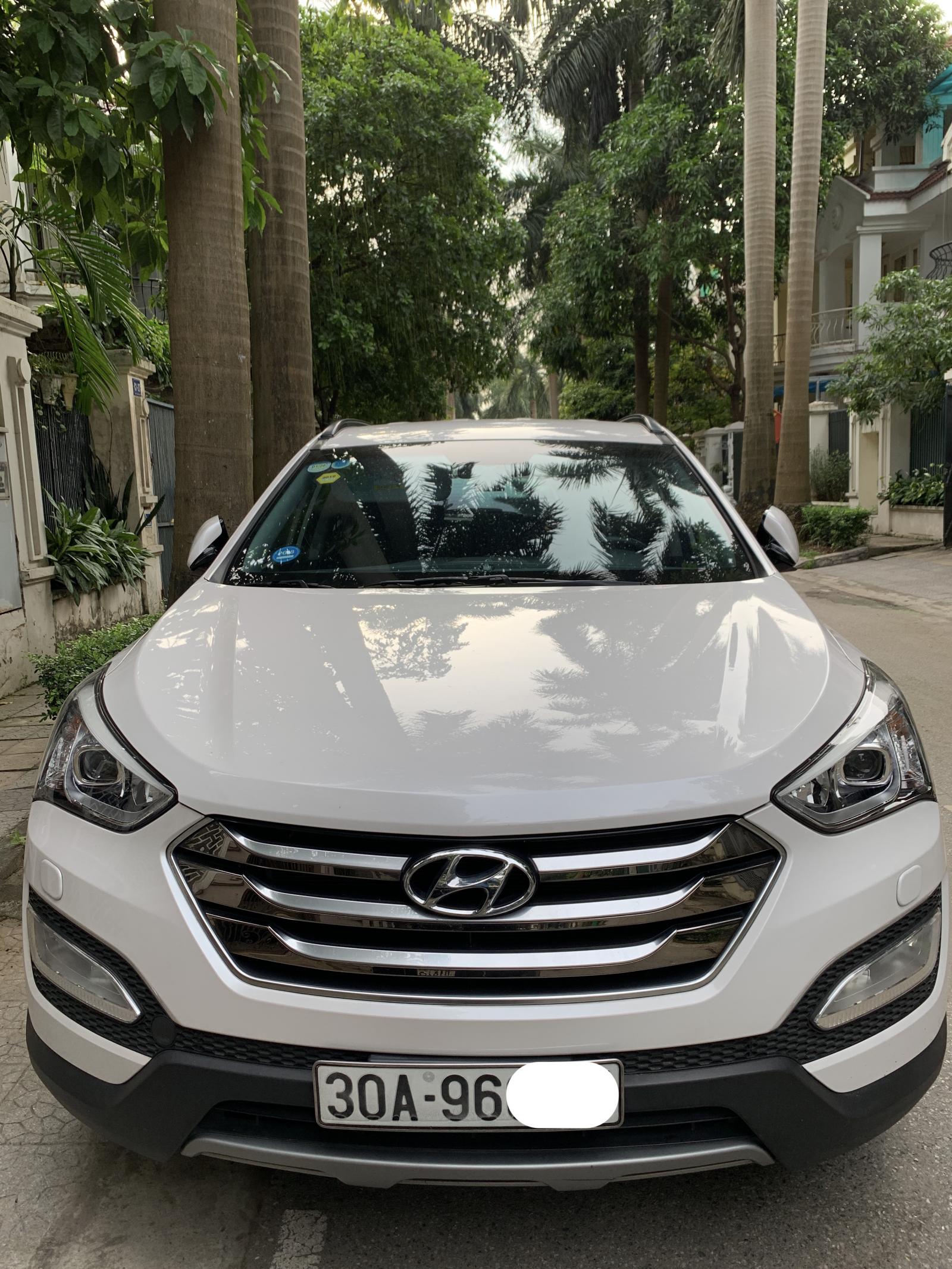 Hyundai Santa Fe 2016 - Bán xe Santafe sản xuất năm 2016, màu trắng
