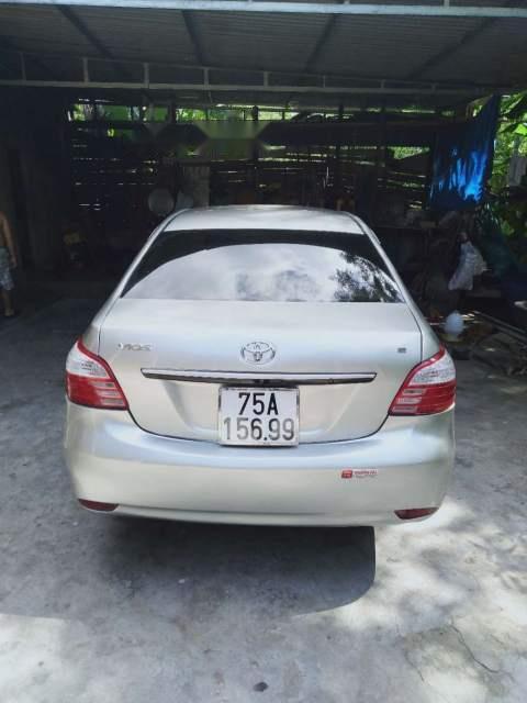 Toyota Vios   2011 - Chính chủ bán xe Toyota Vios năm 2011, màu bạc