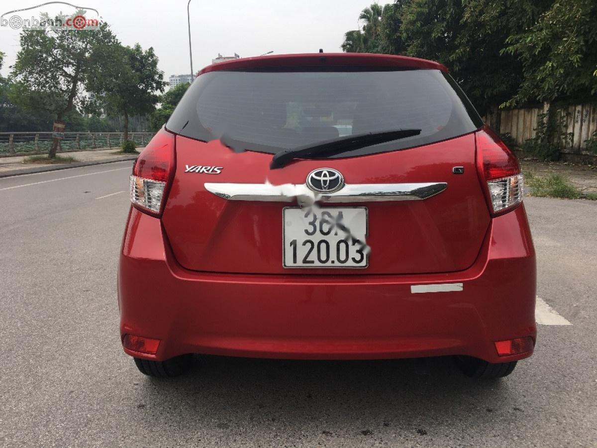 Toyota Yaris 1.3G 2015 - Gia đình bán gấp Toyota Yaris 1.3G đời 2015, màu đỏ, xe nhập