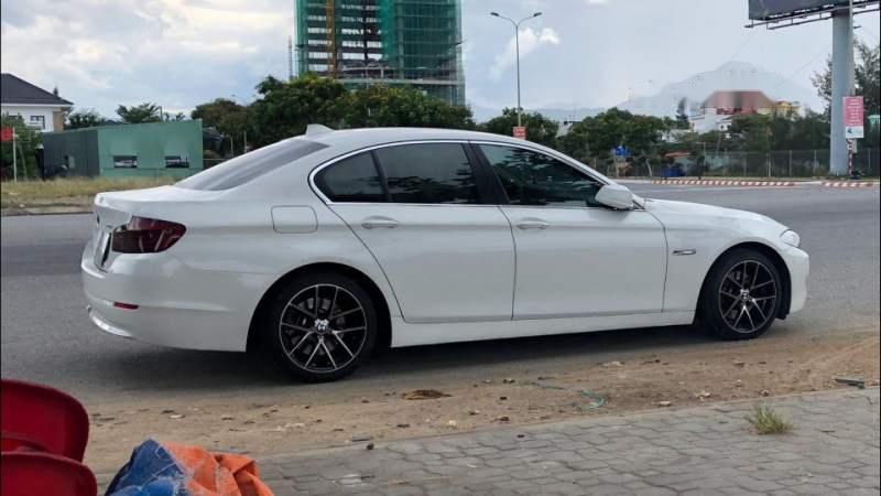 BMW 5 Series  520i   2012 - Bán BMW 5 Series 520i sản xuất 2012, Đk 2013, màu trắng