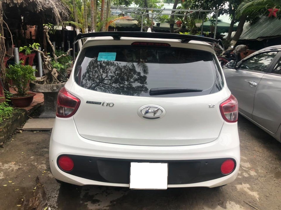 Hyundai i10 2019 - Gia đình cần bán xe I10 Hatchback, sản xuất 2019, số sàn bản 1.25