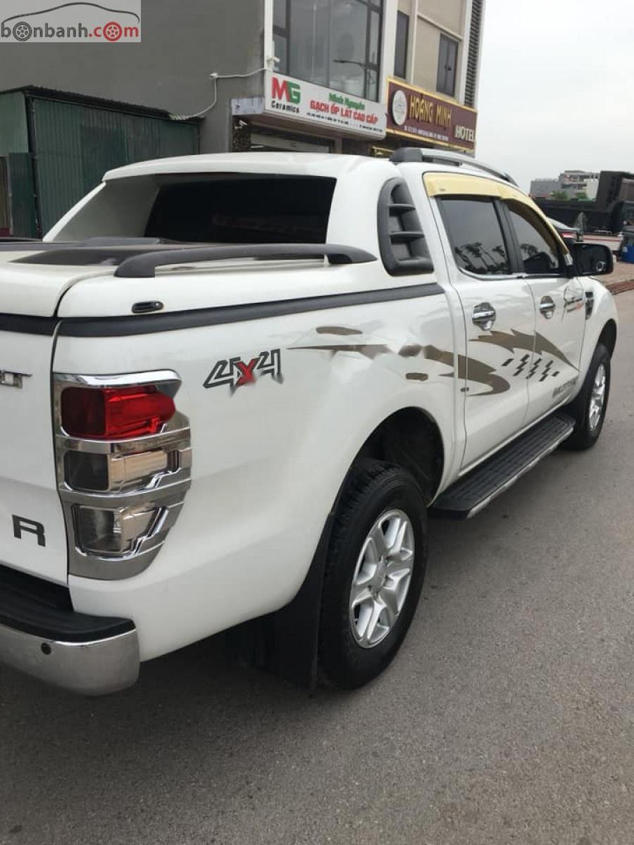 Ford Ranger XLT 2013 - Xe Ford Ranger XLT 2013, màu trắng, xe nhập số sàn