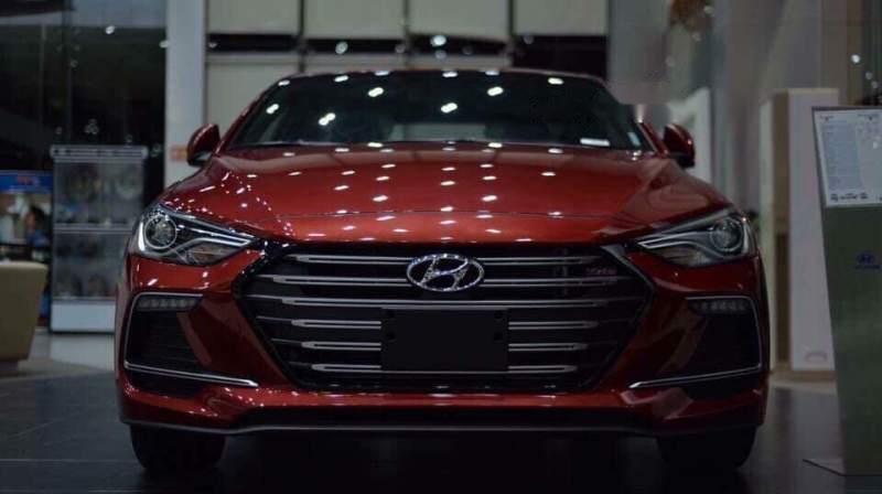 Hyundai Elantra   2019 - Bán Hyundai Elantra đời 2019, màu đỏ, xe nhập, giá tốt