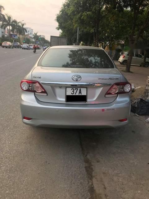 Toyota Corolla altis    2011 - Bán ô tô Toyota Corolla altis năm sản xuất 2011, màu bạc, xe đẹp, không bị lỗi