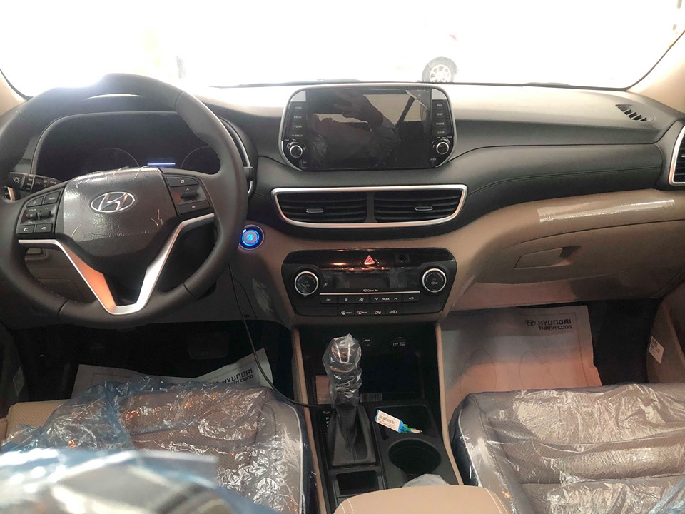 Hyundai Tucson 2019 - Hyundai Cầu Diễn - Bán Hyundai Tucson 2.0 tiêu chuẩn 2019 - đủ màu, tặng 10-15 triệu - nhiều ưu đãi - LH: 0964898932