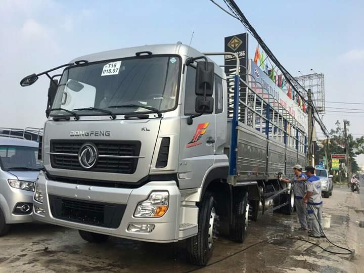 Xe tải Trên 10 tấn 2017 - Xe tải Dongfeng 4 chân bửng, nâng tải trọng 17 tấn 9 nhập khẩu