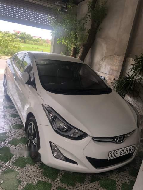 Hyundai Elantra   1.6 GLS 2015 - Bán xe Hyundai Elantra 1.6 GLS nhập khẩu màu trắng sx năm 2015, số tự động, biển thành phố đẹp