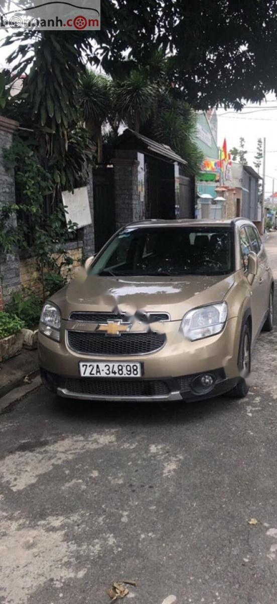 Chevrolet Orlando 2011 - Bán xe Chevrolet Orlando sản xuất năm 2011, màu vàng 