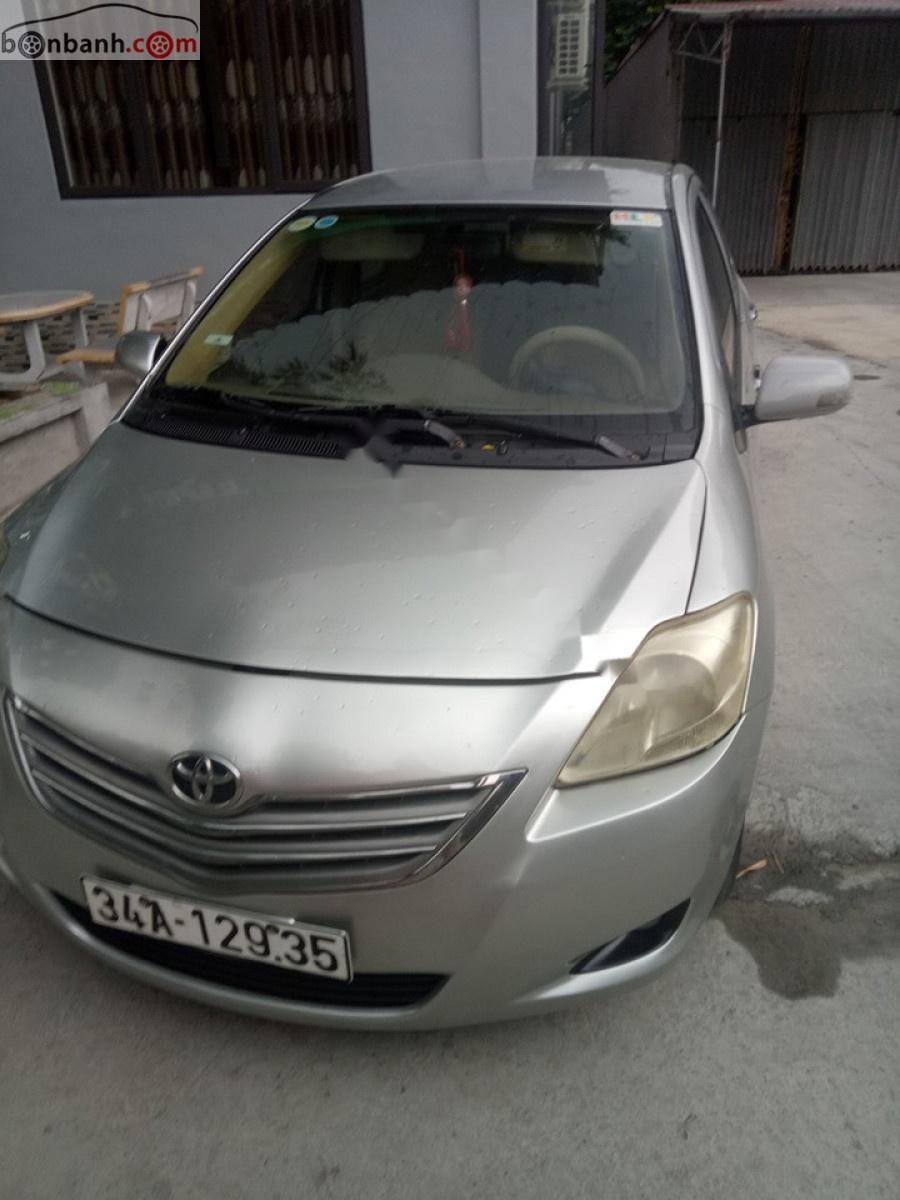 Toyota Vios Limo 2009 - Cần bán gấp Toyota Vios Limo đời 2009, màu bạc chính chủ 