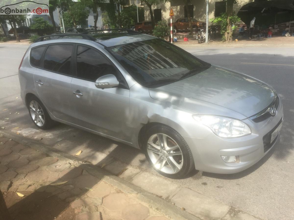 Hyundai i30 2009 - Cần bán xe Hyundai i30 năm 2009, màu bạc, nhập khẩu nguyên chiếc chính chủ