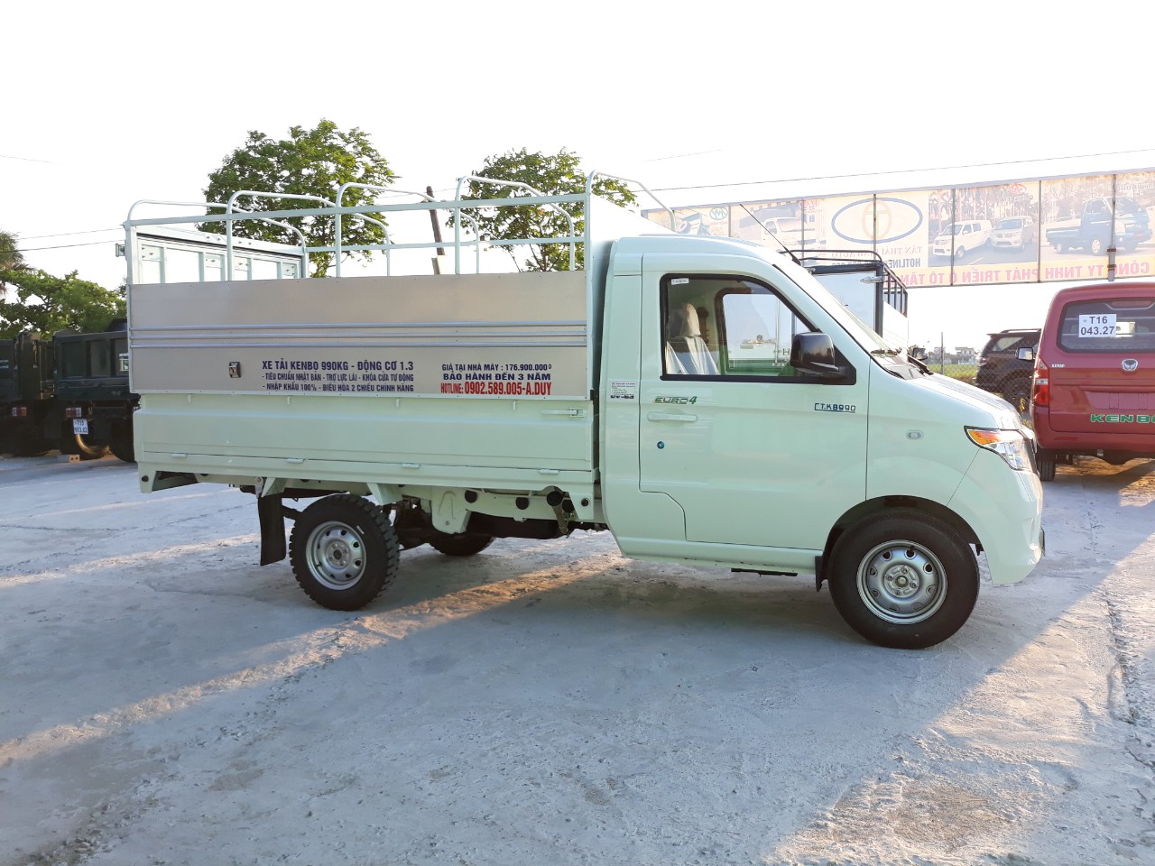 Xe tải 500kg - dưới 1 tấn 2019 - Cần bán xe tải 500kg - dưới 1 tấn đời 2019, màu trắng