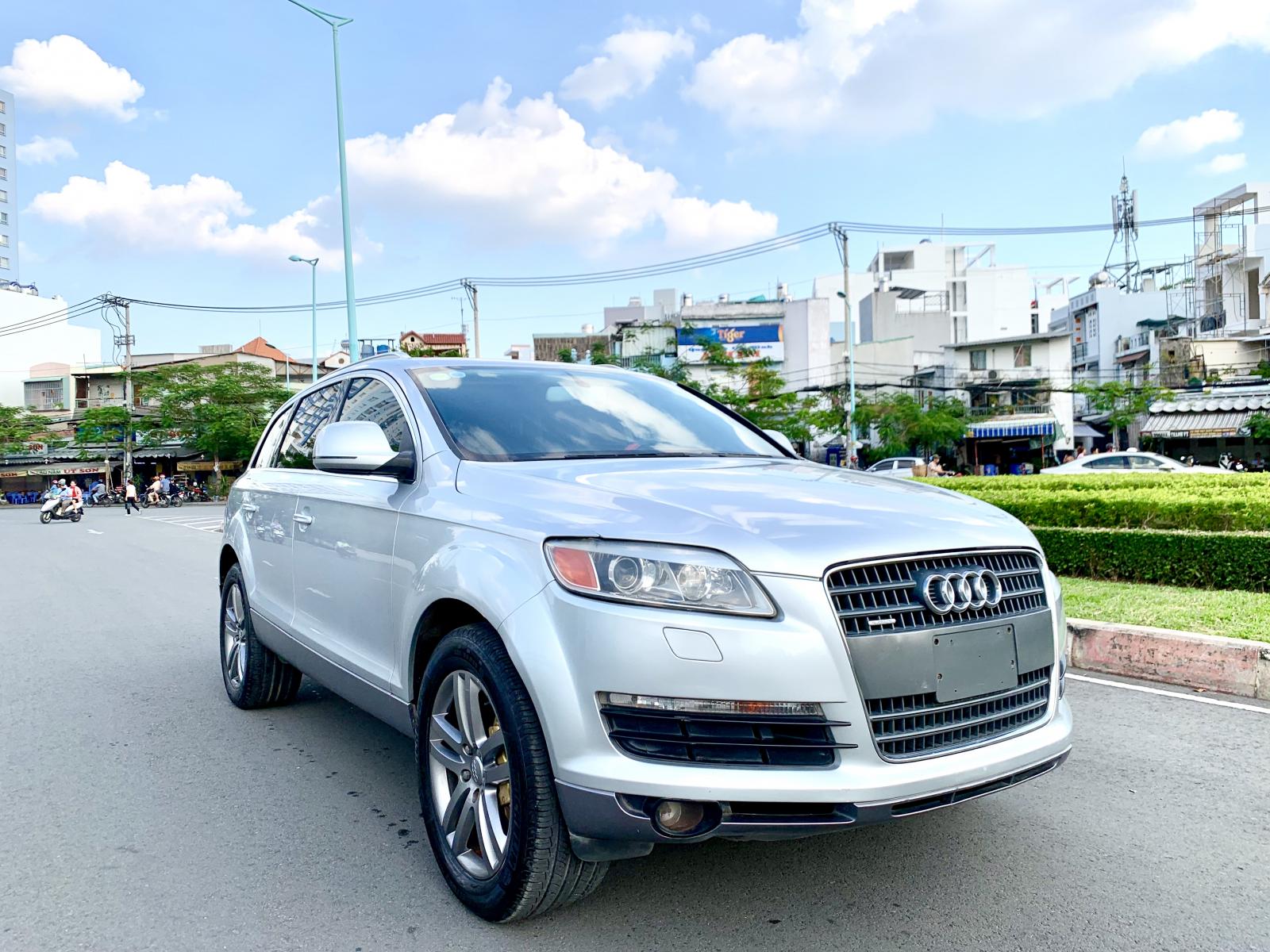 Audi Q7 2008 - Audi Q7 nhập Đức model 2008, hàng full đủ đồ chơi, hai cầu, số tự động 8 cấp cao