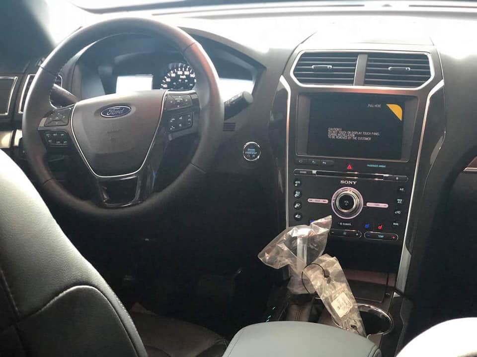 Ford Explorer 2.3L Ecoboost Limited 2019 - Ford Explorer 2.3L Ecoboost Limited 2019 giá hấp dẫn ưu đãi giảm tiền mặt tặng kèm gói phụ kiện hotline: 0933 068 739