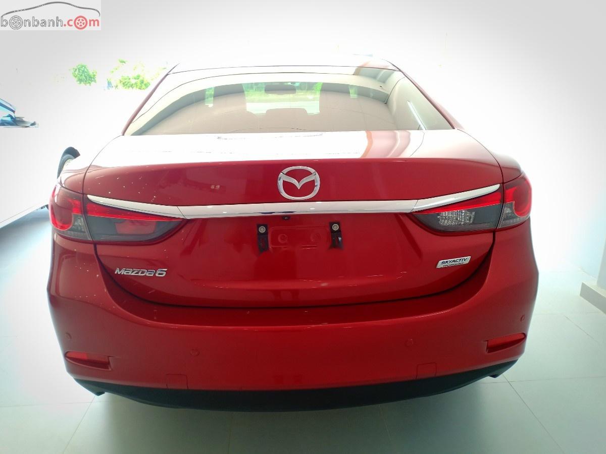 Mazda 6 2.5AT 2016 - Bán xe Mazda 6 2.5AT đời 2016, màu đỏ, 760tr