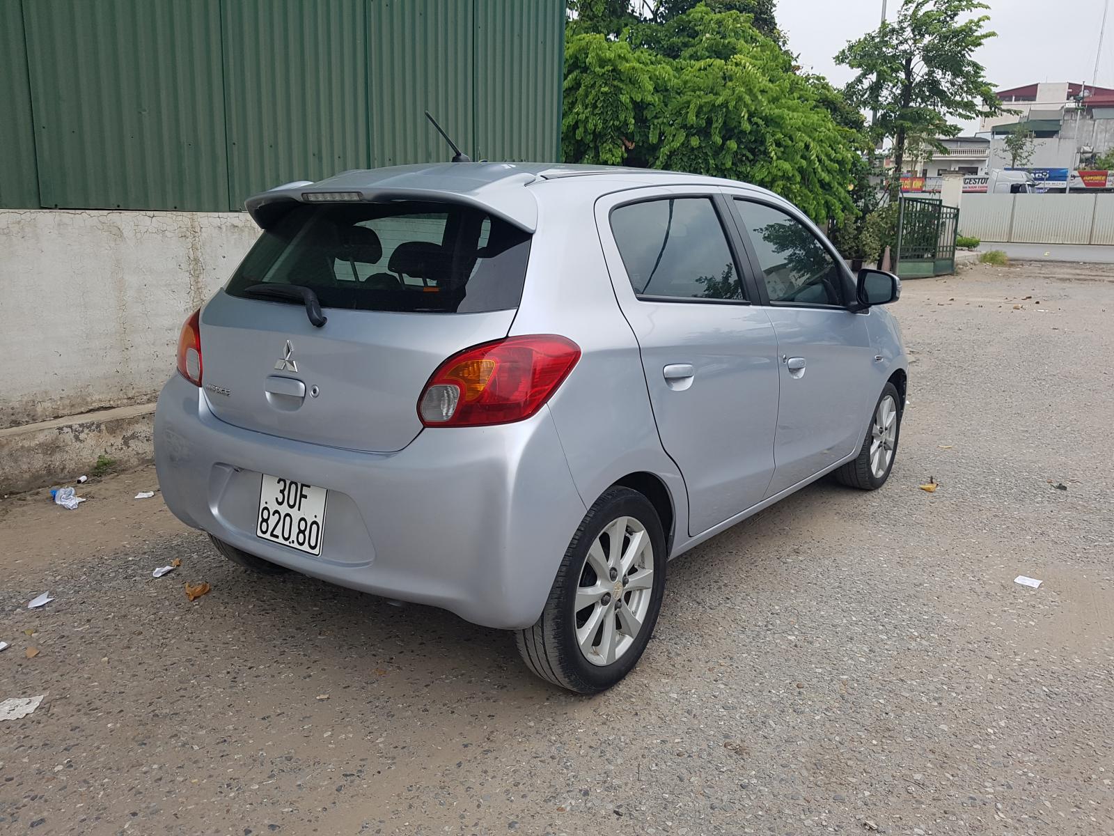 Mitsubishi Mirage 2015 - Bán Mitsubishi Mirage 2015, nhập khẩu nguyên chiếc còn mới, 330tr