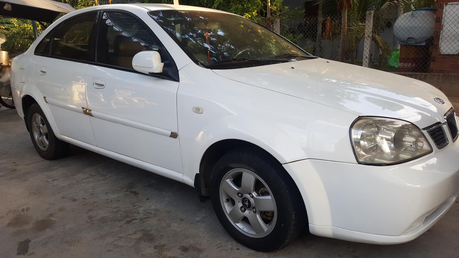 Daewoo Lacetti EX 2005 - Bán xe Daewoo Lacetti EX năm 2005, màu trắng. Xe như mới