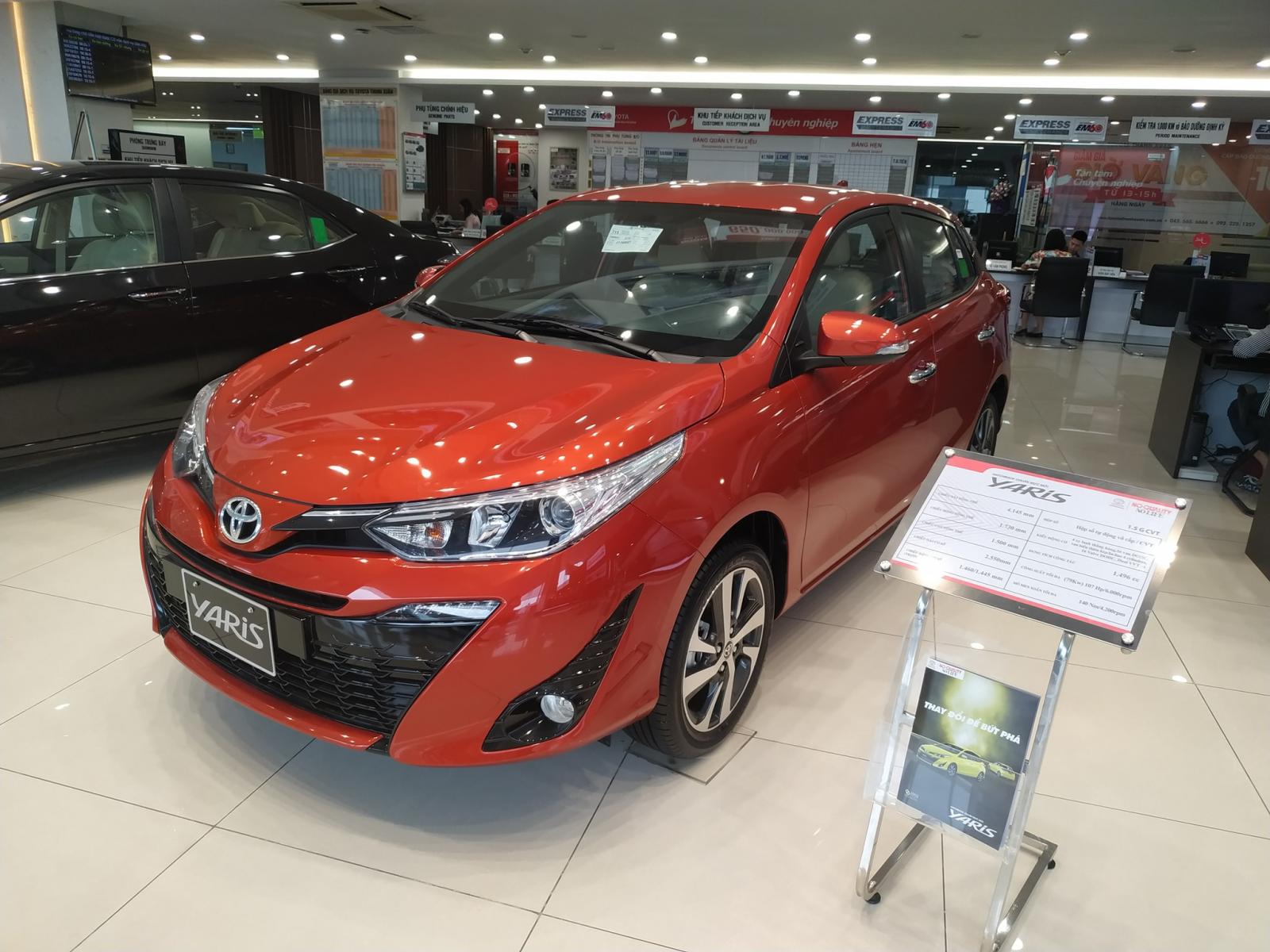 Toyota Yaris 1.5L 2019 - Bán Toyota Yaris 2019 giá sốc tặng phụ kiện đi kèm