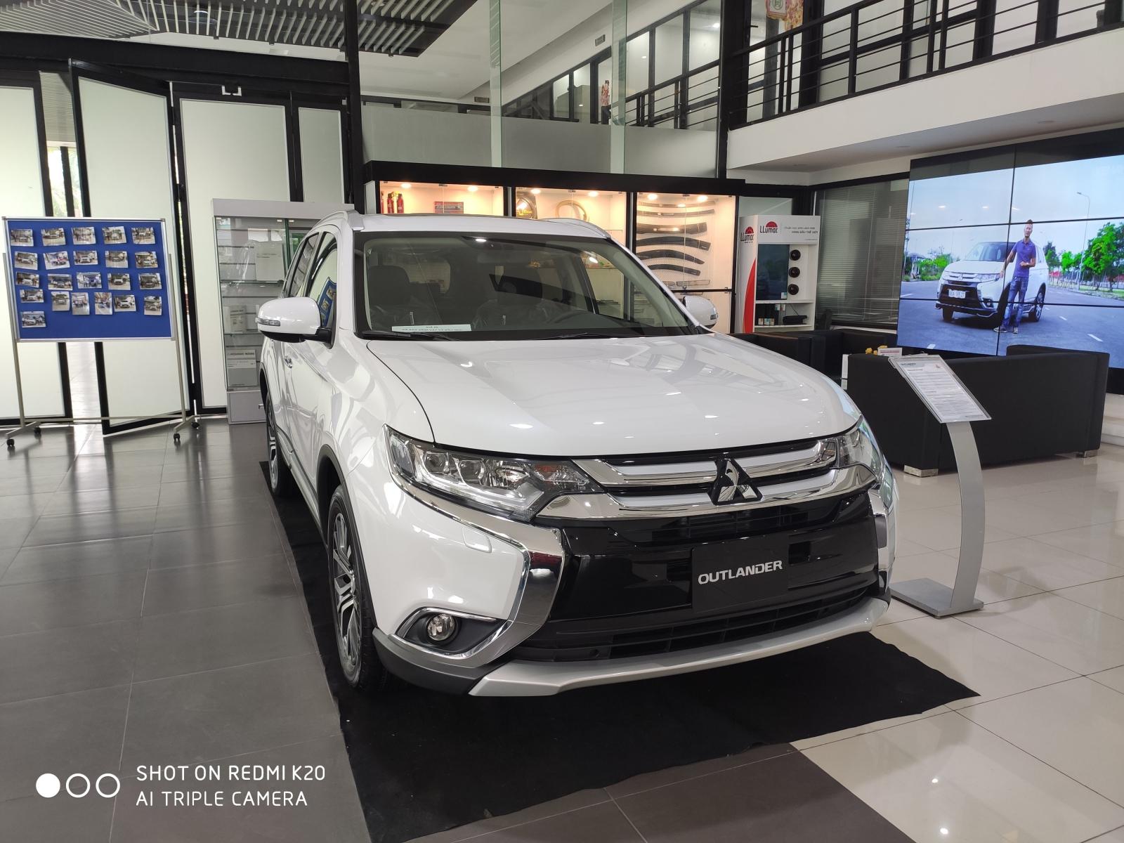 Mitsubishi Outlander 2019 - Bán ô tô Mitsubishi Outlander sản xuất 2019 Bắc Kạn